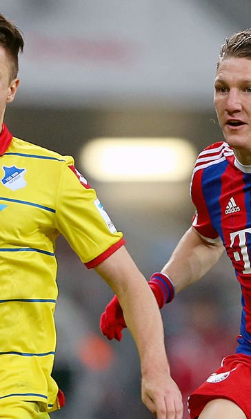 Reus injured as Dortmund collapse, but Bayern Munich march on